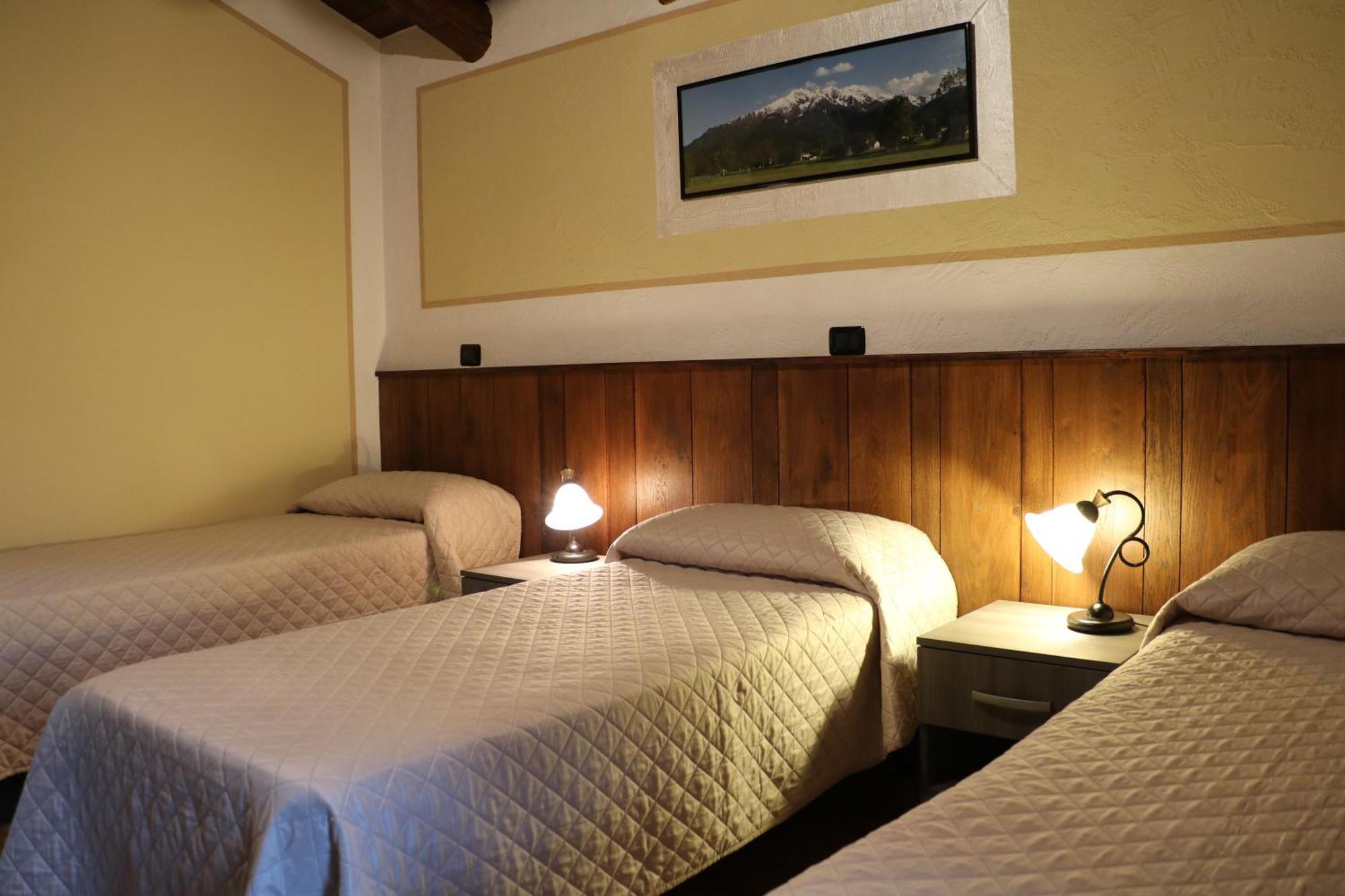 Casa Vacanze Le Primule Peveragno ภายนอก รูปภาพ