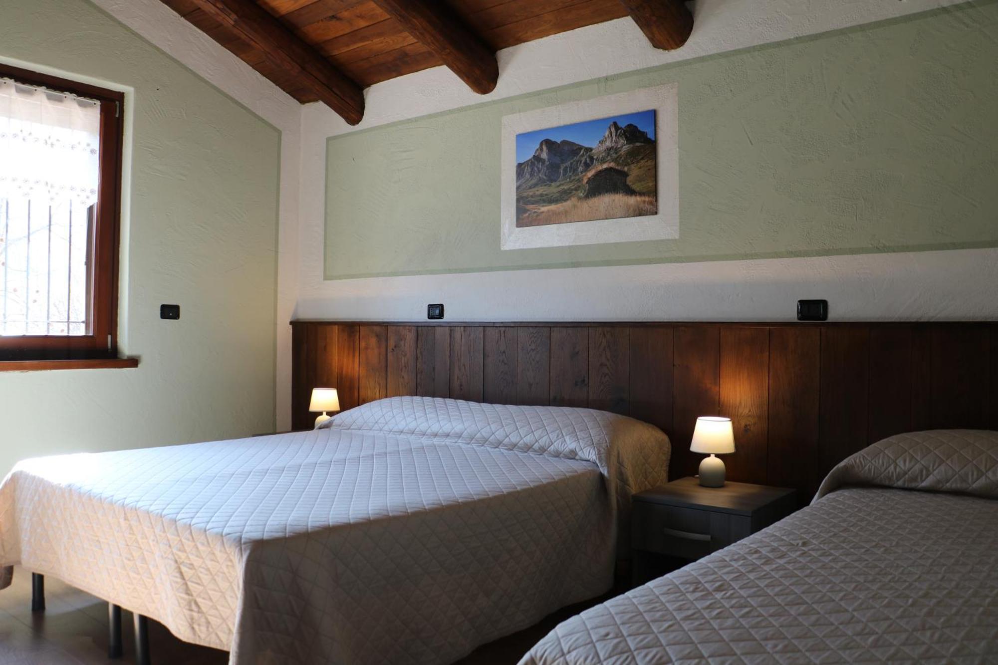 Casa Vacanze Le Primule Peveragno ภายนอก รูปภาพ